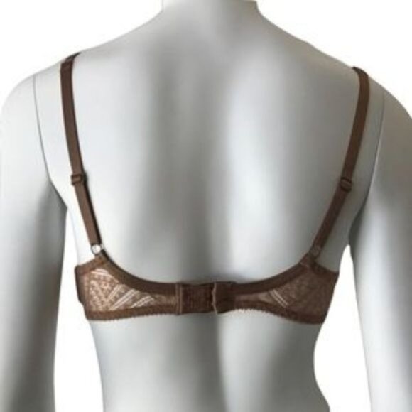 Chantelle Tan Lace Bra With Charm & Bow Detail - Picture 4 of 4
